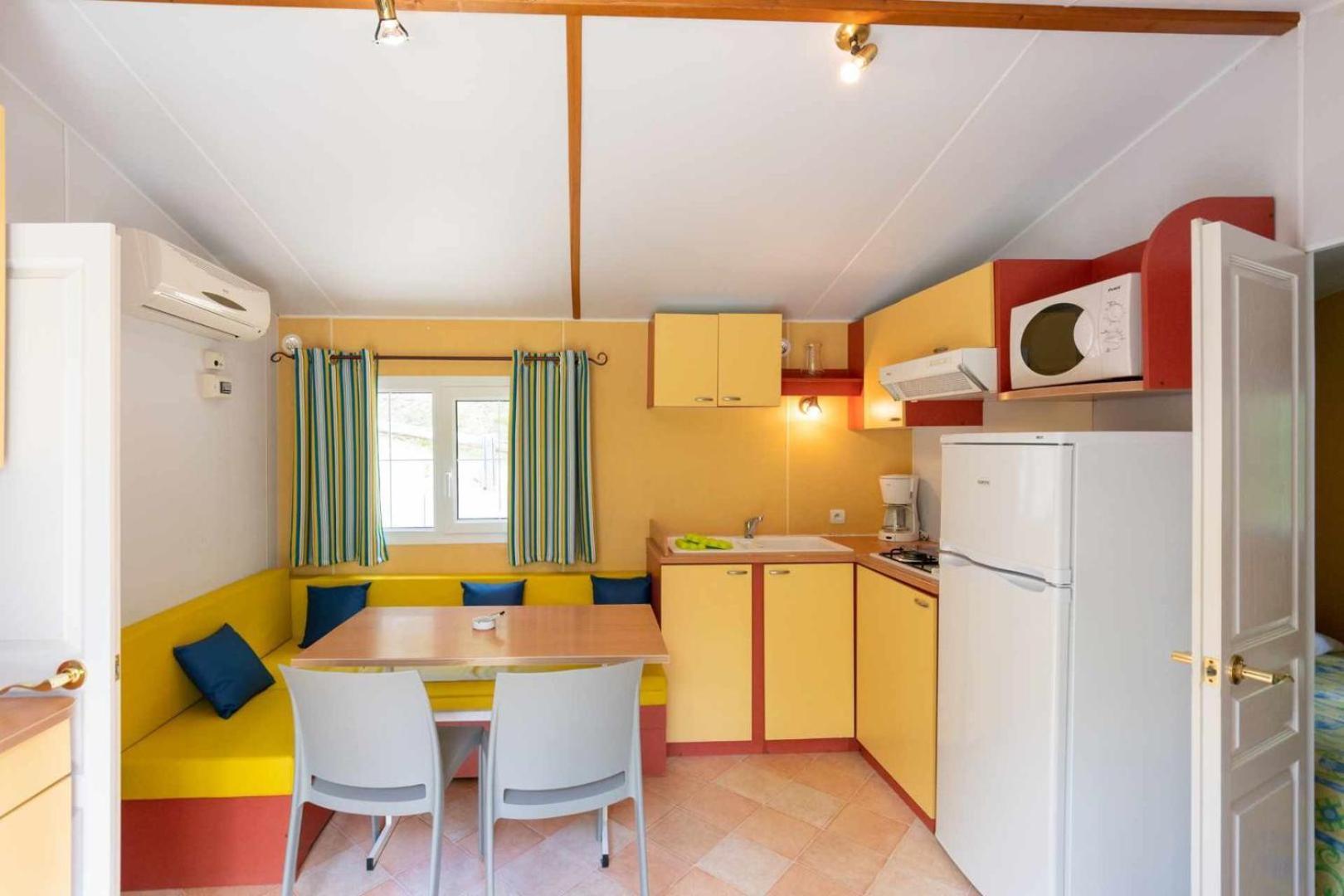 Le Clos De Barbey Camping